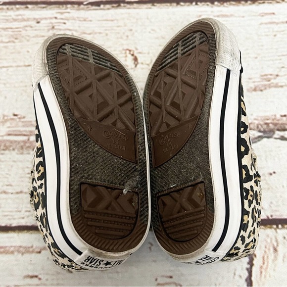 CONVERSE Cheetah Leopard Print Velcro Low Top Shoes Size 4 - Picture 6 of 7